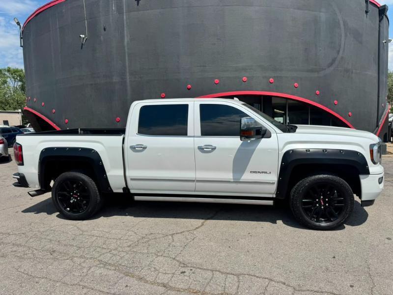 GMC Sierra 1500 Denali Crew Cab Long Box 4WD 2016