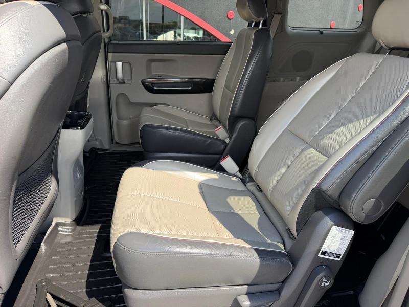 Kia Sedona EX 2016