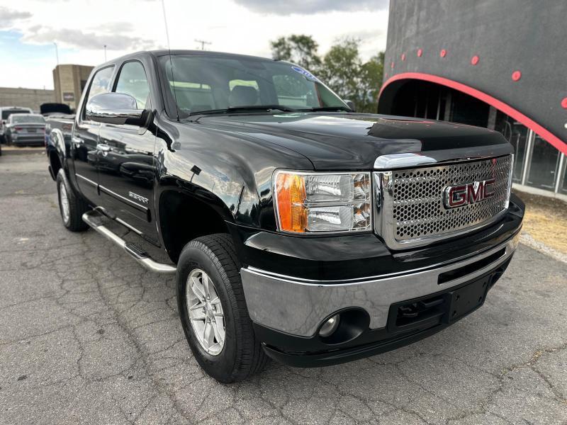 GMC Sierra 1500 SLE Crew Cab 4WD 2013