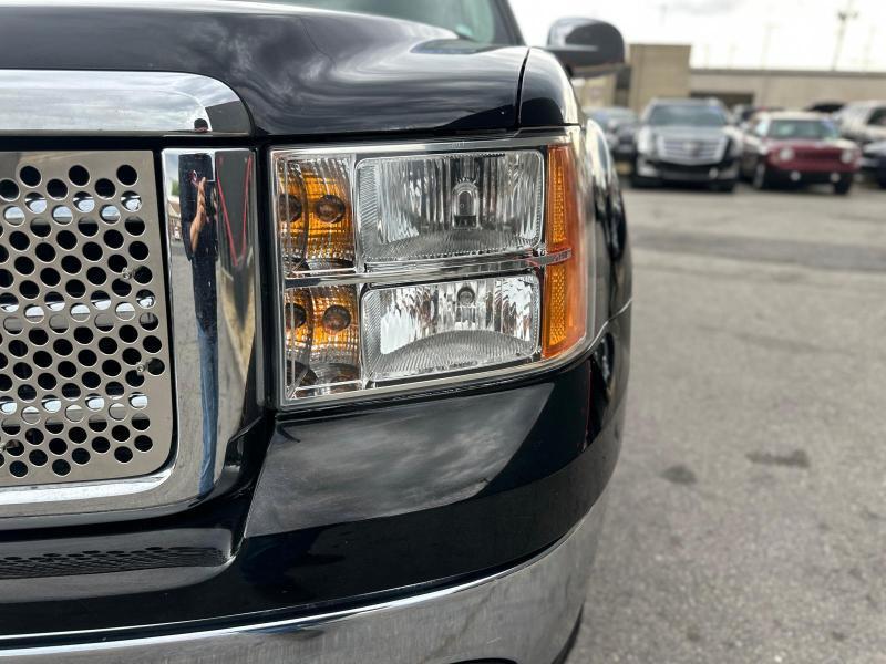 GMC Sierra 1500 SLE Crew Cab 4WD 2013