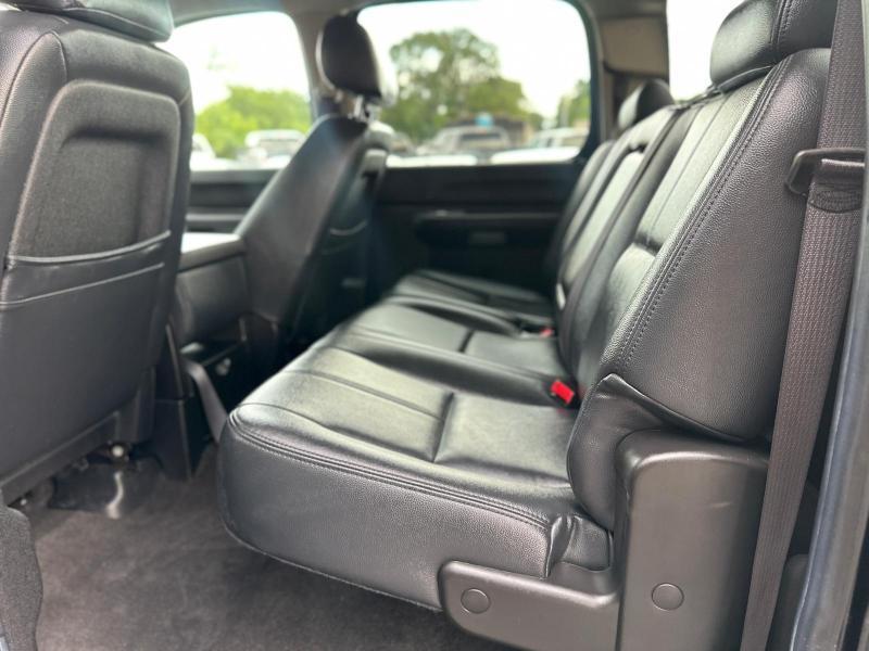 GMC Sierra 1500 SLE Crew Cab 4WD 2013
