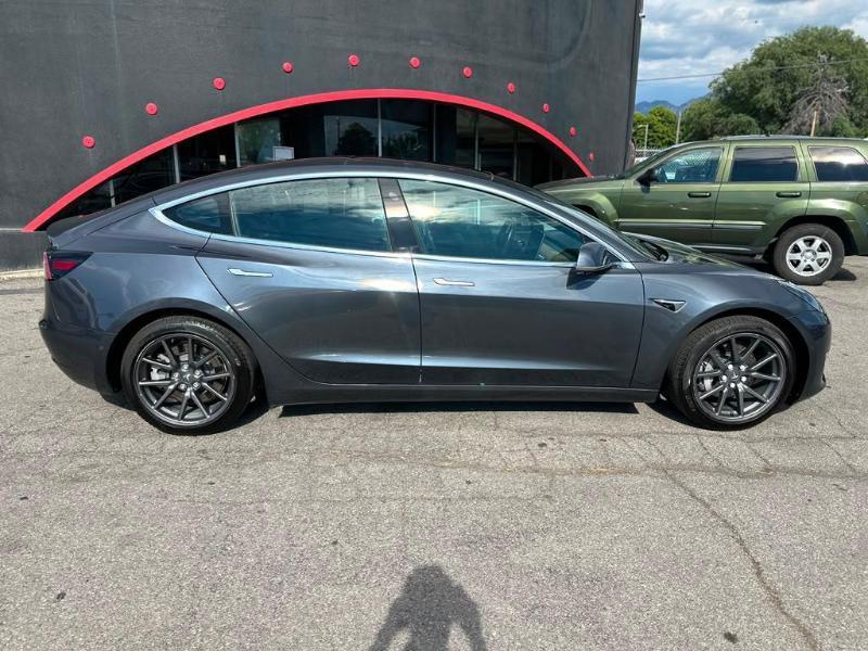 Tesla Model 3 Long Range 2018
