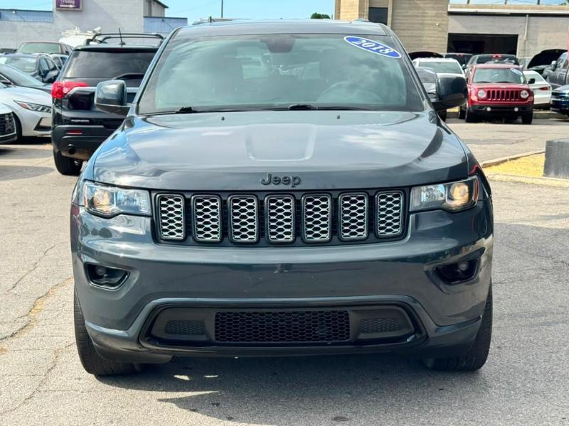 Jeep Grand Cherokee Laredo 4WD 2018