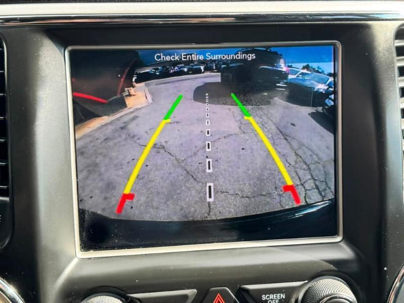 Jeep Grand Cherokee Laredo 4WD 2018