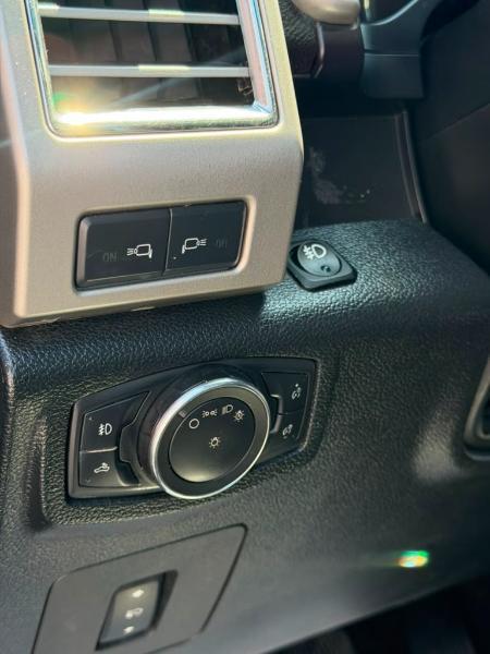 Ford F-150 XL SuperCrew 5.5-ft. Bed 4WD 2015