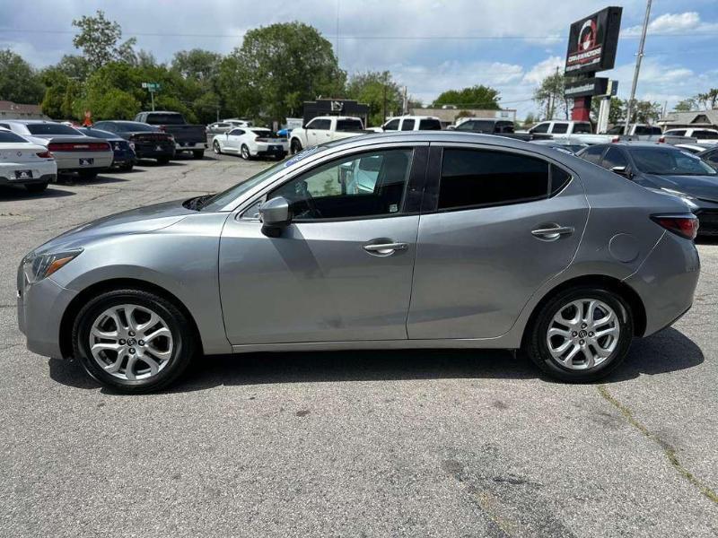 Scion iA 6A 2016