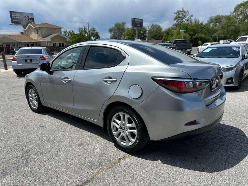Scion iA 6A 2016