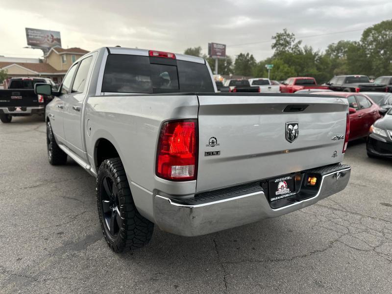 RAM 1500 SLT Crew Cab SWB 4WD 2017