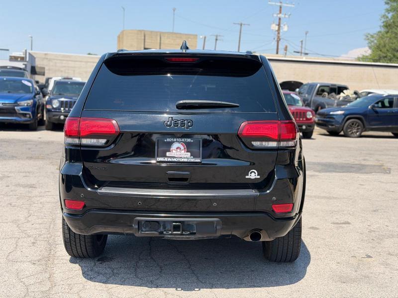 Jeep Grand Cherokee Laredo 4WD 2019
