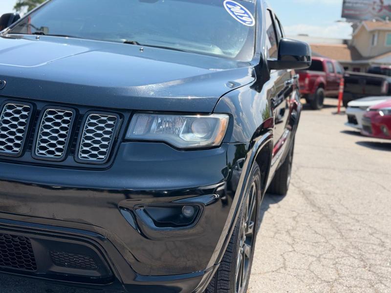 Jeep Grand Cherokee Laredo 4WD 2019