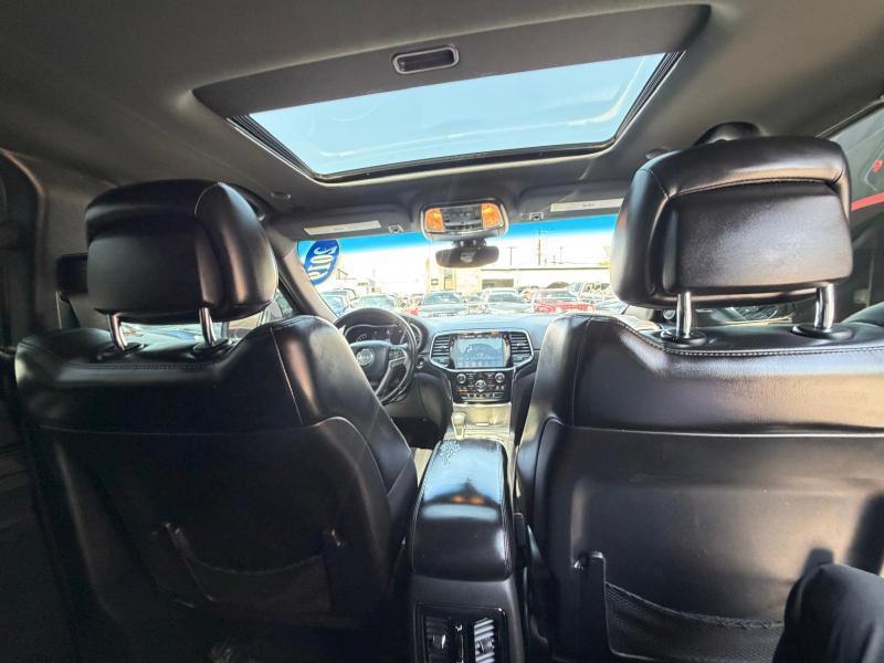 Jeep Grand Cherokee Laredo 4WD 2019