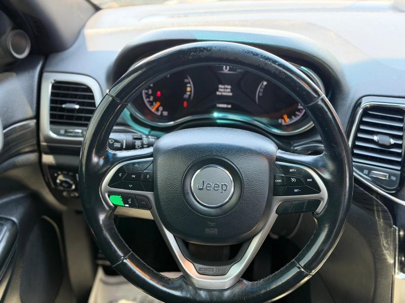 Jeep Grand Cherokee Laredo 4WD 2019