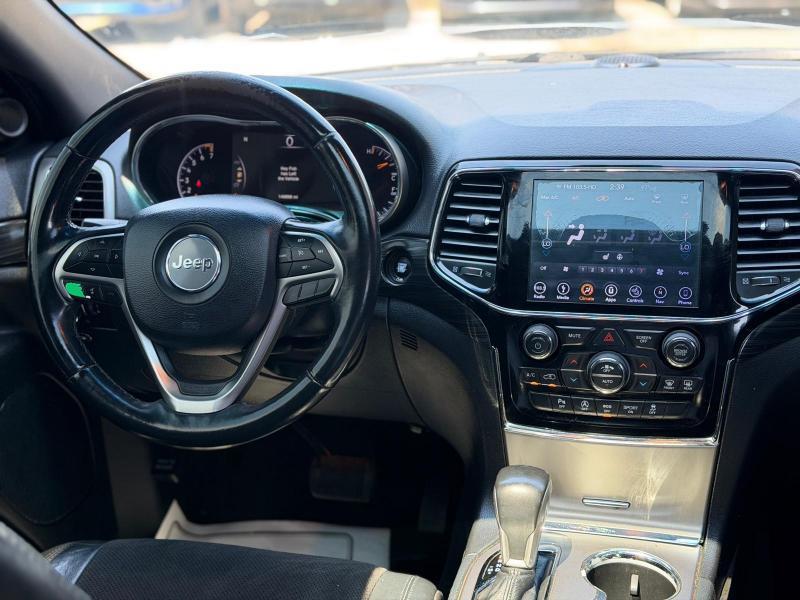 Jeep Grand Cherokee Laredo 4WD 2019
