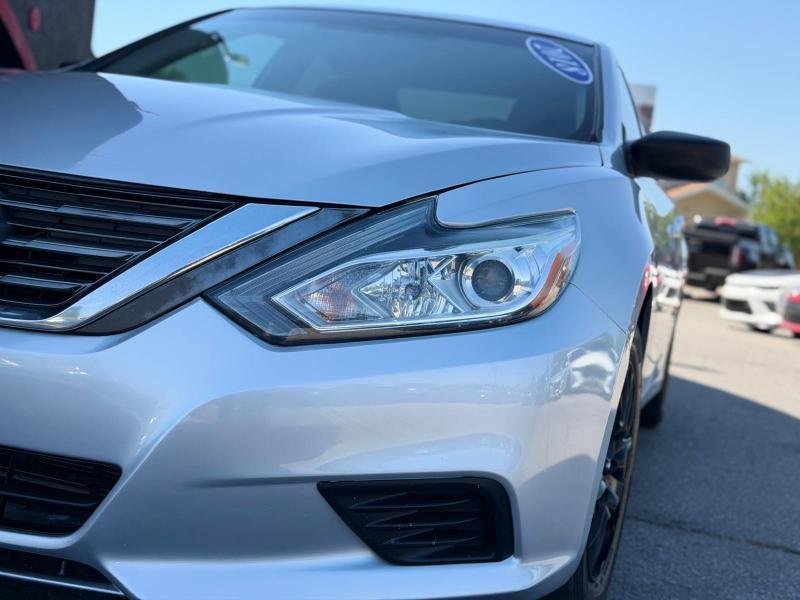 Nissan Altima 2.5 SV 2018