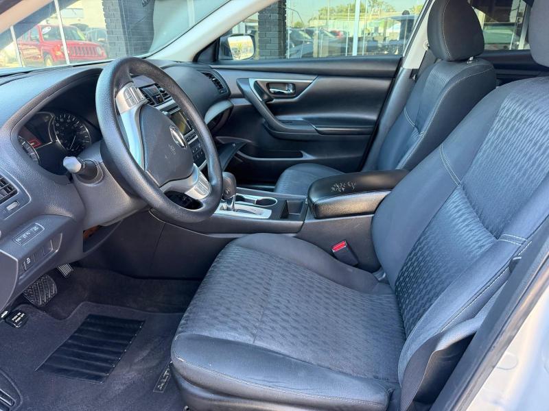 Nissan Altima 2.5 SV 2018