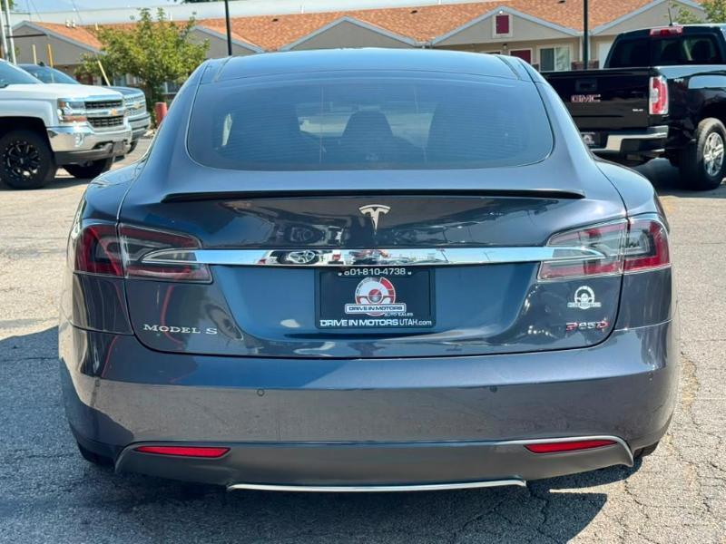 Tesla Model S 85D 2015