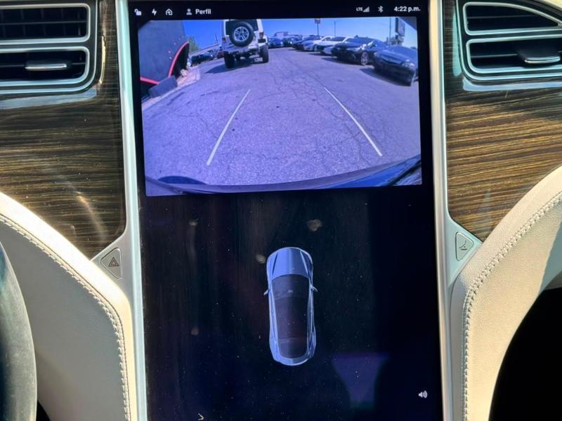 Tesla Model S 85D 2015