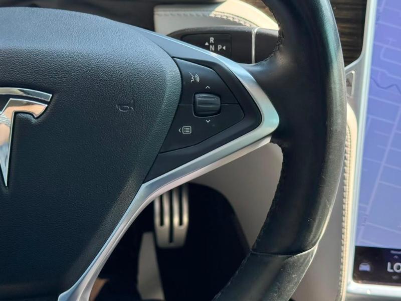 Tesla Model S 85D 2015