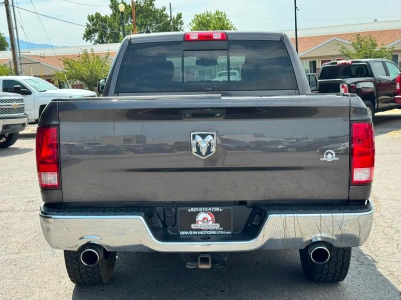 RAM 1500 SLT Crew Cab SWB 4WD 2016