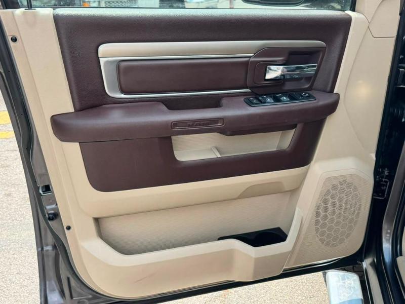 RAM 1500 SLT Crew Cab SWB 4WD 2016