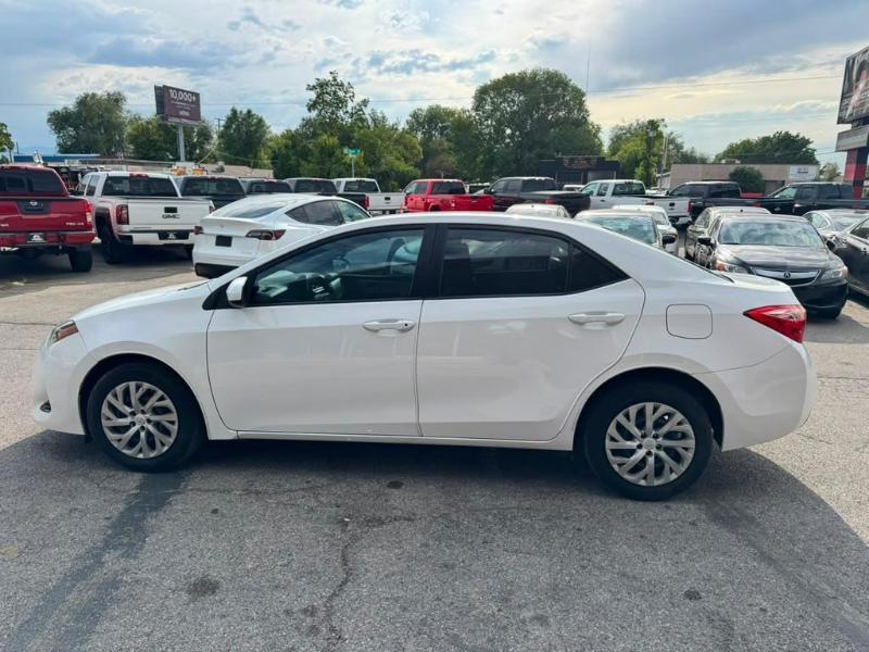 Toyota Corolla L CVT 2018