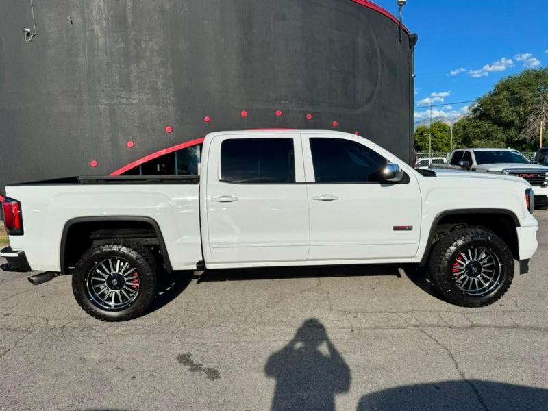 GMC Sierra 1500 SLT Crew Cab Long Box 4WD 2017