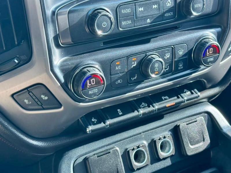 GMC Sierra 1500 SLT Crew Cab Long Box 4WD 2017
