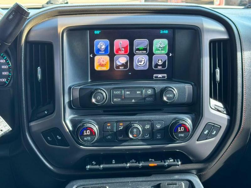 GMC Sierra 1500 SLT Crew Cab Long Box 4WD 2017