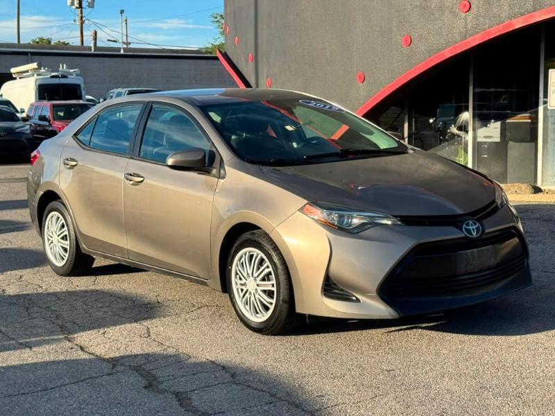 Toyota Corolla XLE CVT 2019