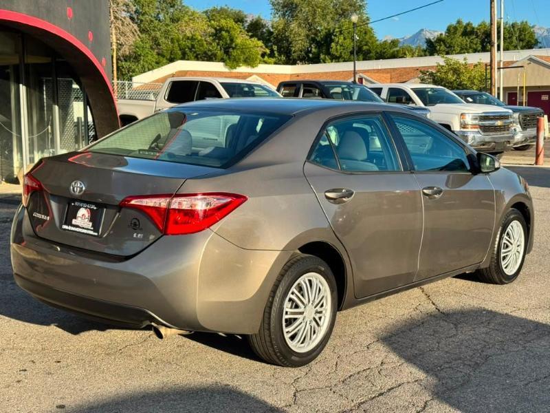 Toyota Corolla XLE CVT 2019