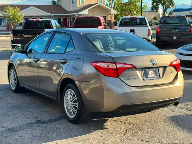 Toyota Corolla XLE CVT 2019