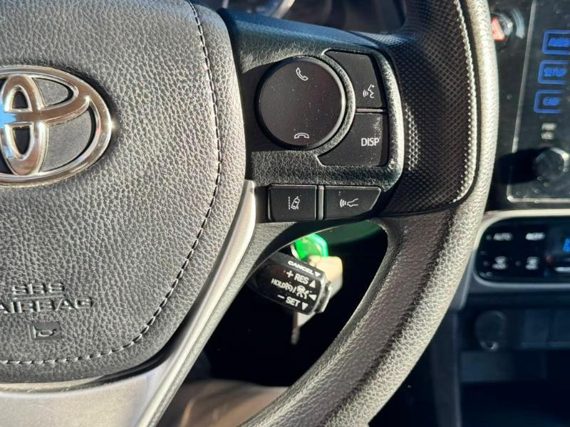 Toyota Corolla XLE CVT 2019