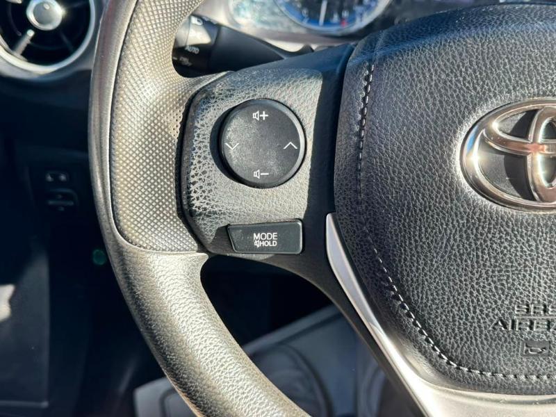 Toyota Corolla XLE CVT 2019