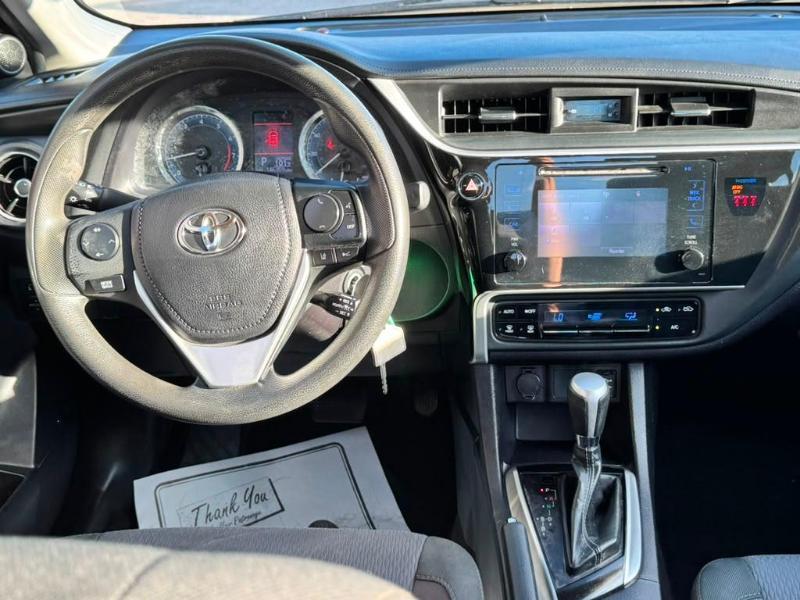 Toyota Corolla XLE CVT 2019