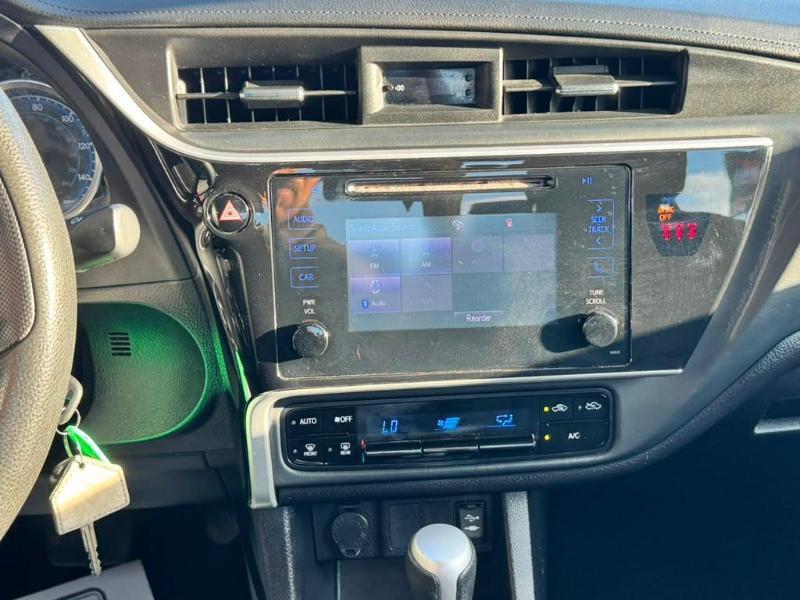 Toyota Corolla XLE CVT 2019