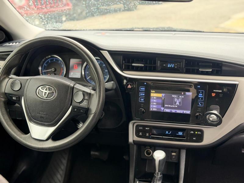 Toyota Corolla LE CVT 2017