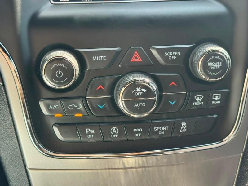 Jeep Grand Cherokee Laredo 4WD 2020