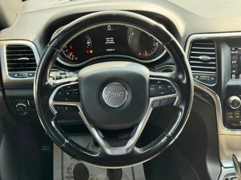 Jeep Grand Cherokee Laredo 4WD 2020