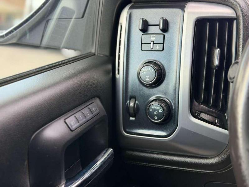 GMC Sierra 1500 SLT Crew Cab Long Box 4WD 2017