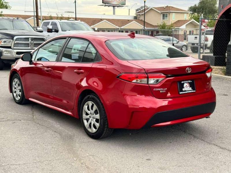 Toyota Corolla LE 2021