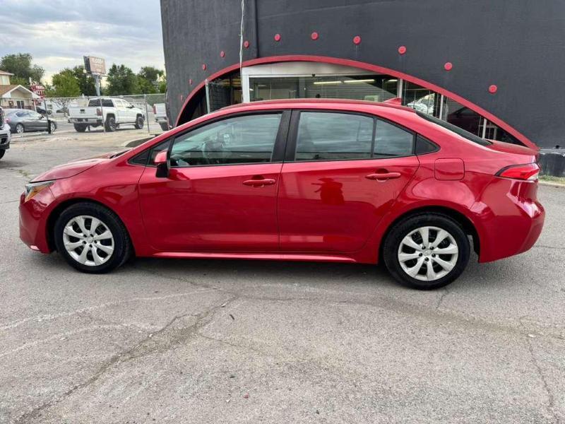 Toyota Corolla LE 2021