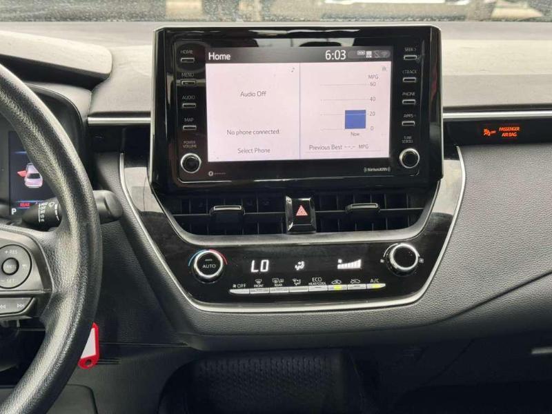 Toyota Corolla LE 2021