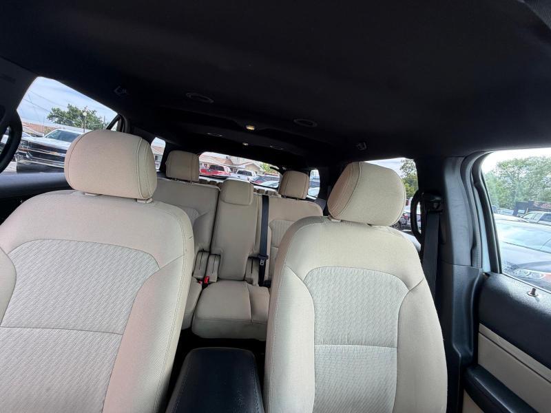 Ford Explorer Base 4WD 2017