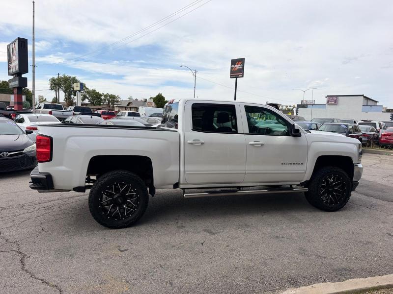 Chevrolet Silverado 1500 LT Crew Cab 4WD 2017