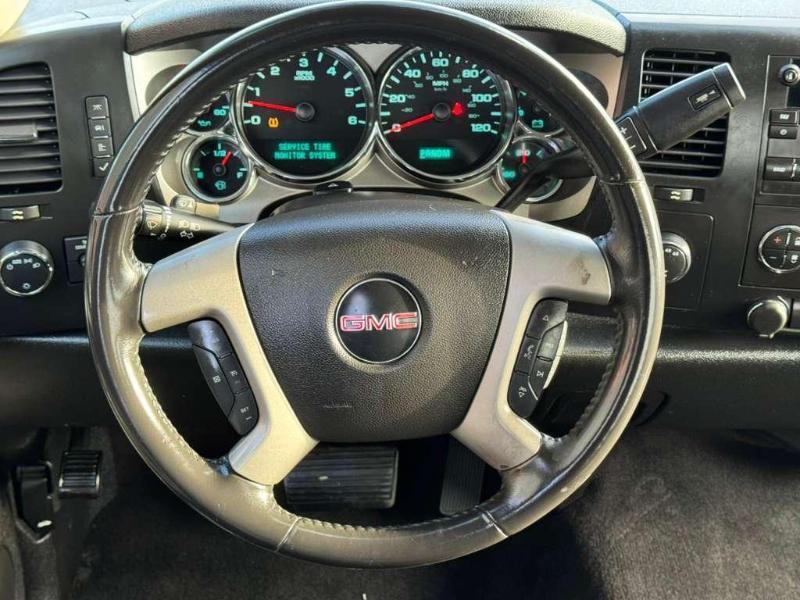 GMC Sierra 1500 SLE Crew Cab 4WD 2013