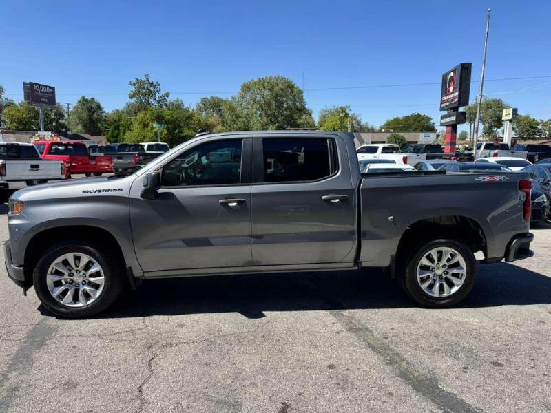 Chevrolet Silverado 1500 Limited Custom Crew Cab Short Box 4WD 2022