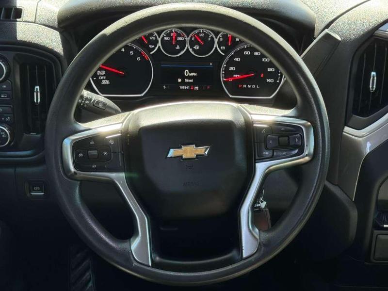 Chevrolet Silverado 1500 Limited Custom Crew Cab Short Box 4WD 2022