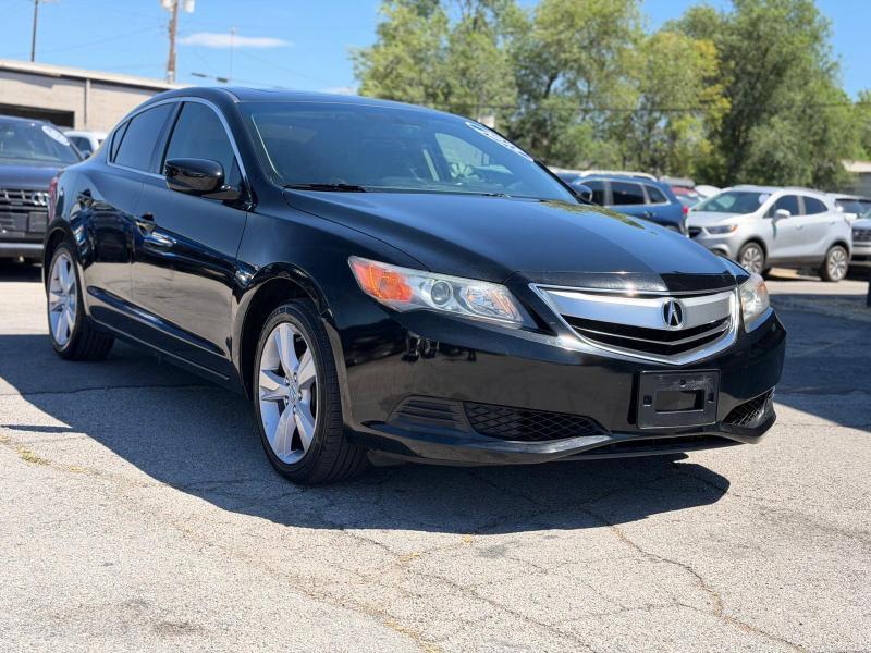Acura ILX 5-Spd AT 2015