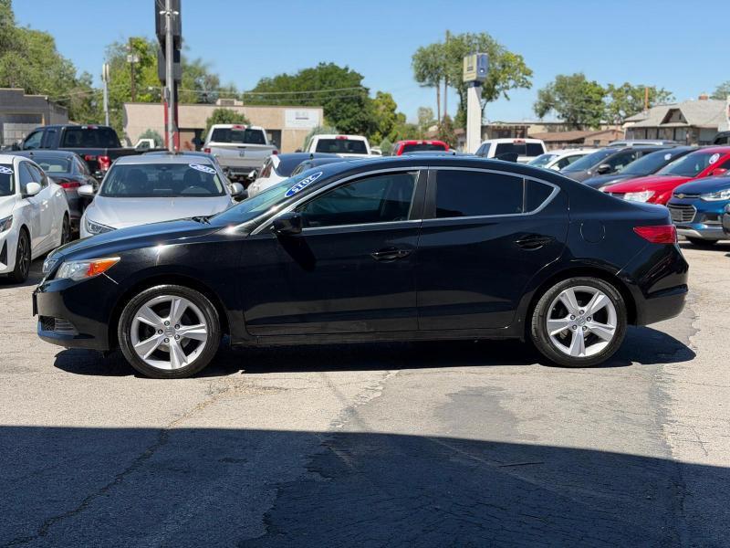 Acura ILX 5-Spd AT 2015