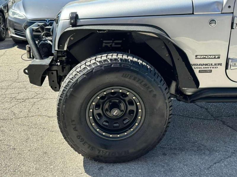 Jeep Wrangler Unlimited Sport 4WD 2013